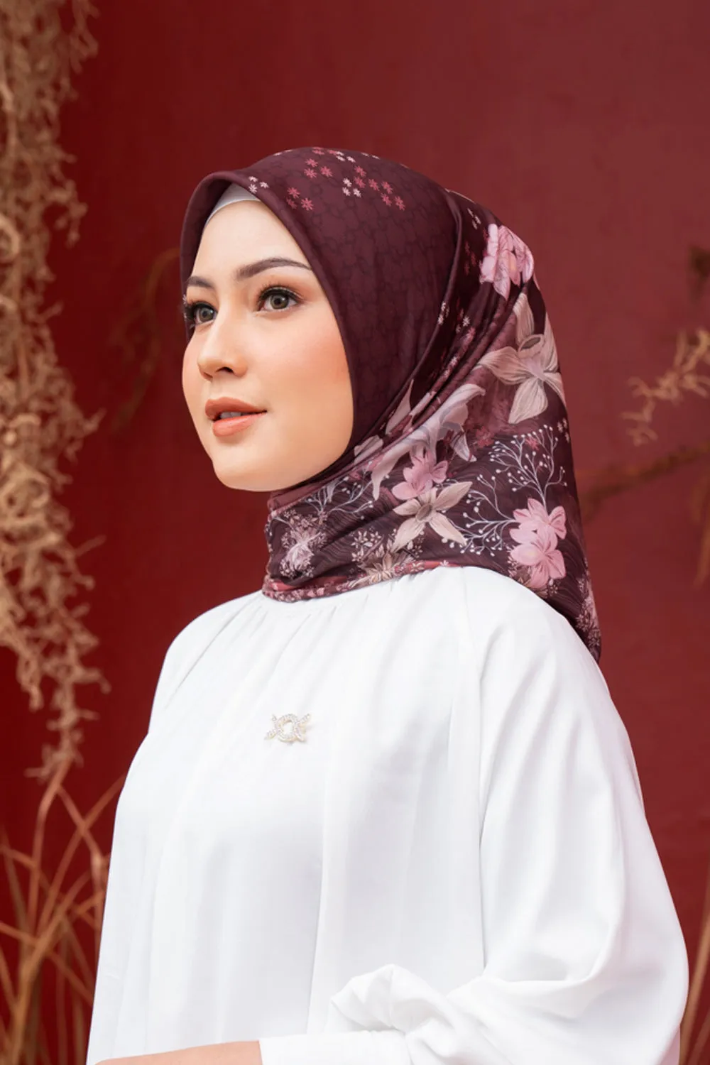 Aria Scarf (Minor) Cerise