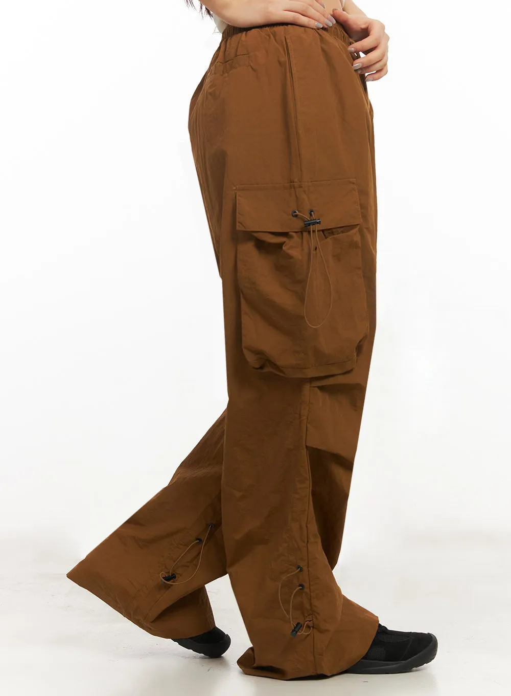 Shirred Cargo Windbreaker Pants IM525