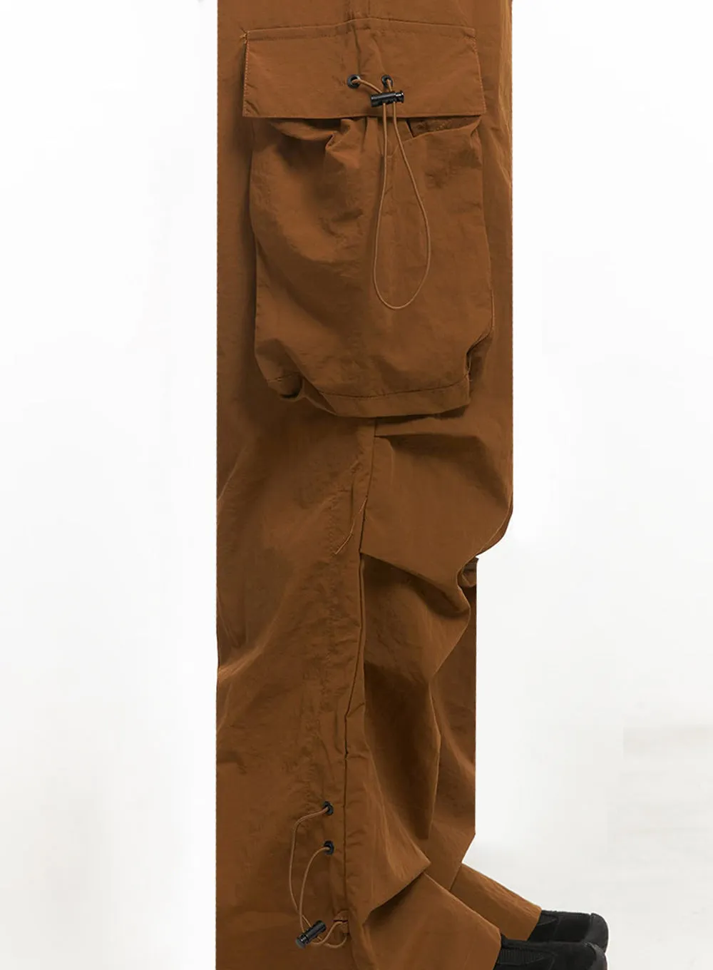 Shirred Cargo Windbreaker Pants IM525