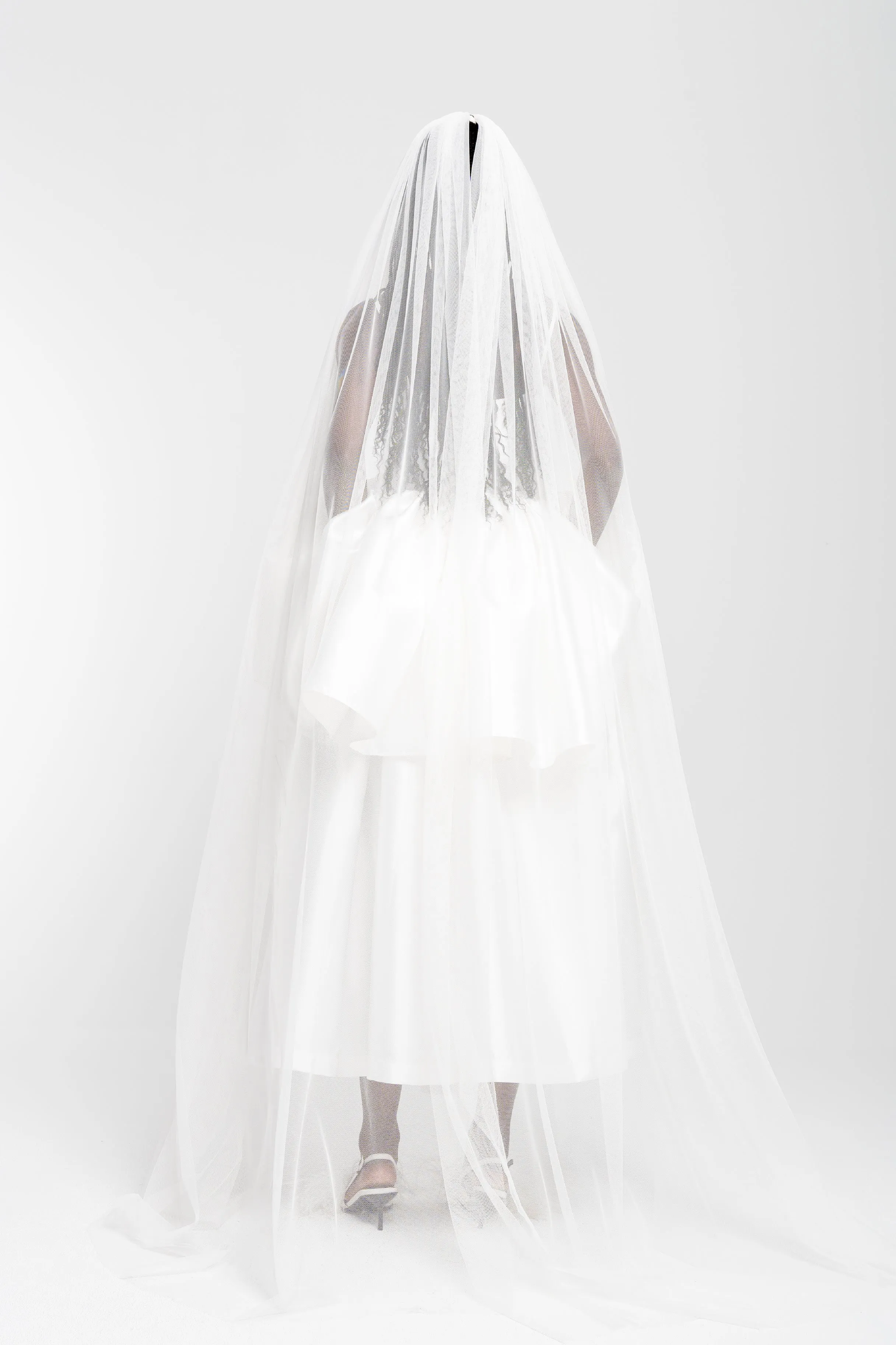 WHITE HIGH WAIST PLEATED FULL SKIRT