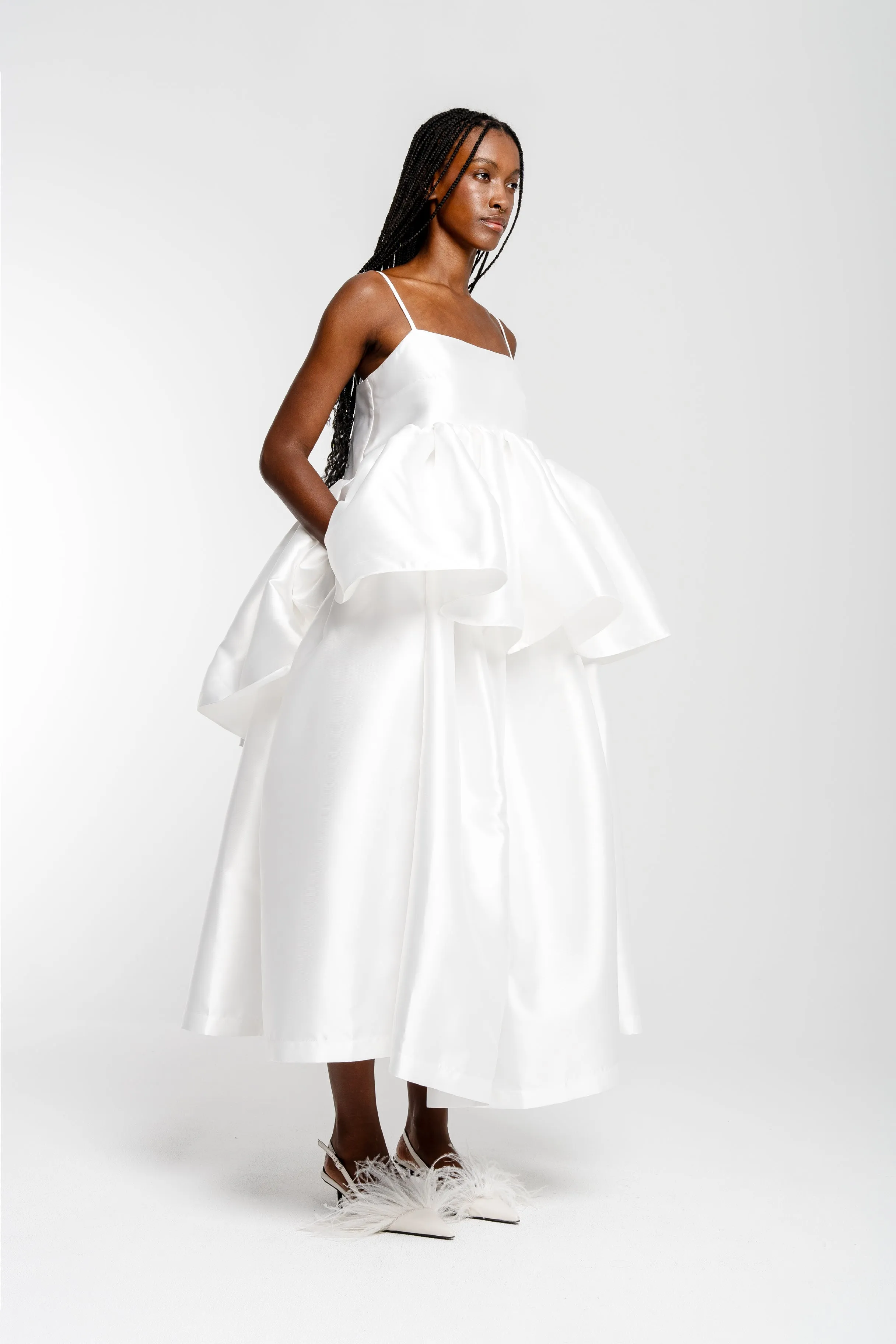 WHITE HIGH WAIST PLEATED FULL SKIRT